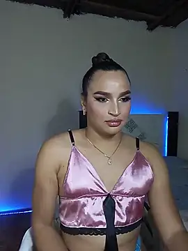 Chat +18 de kylieloliskiss ao vivo