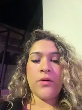 Sara_smiiith211 - public breast exhibition