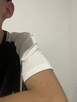 XXX chat uživo modela CAMILO__21