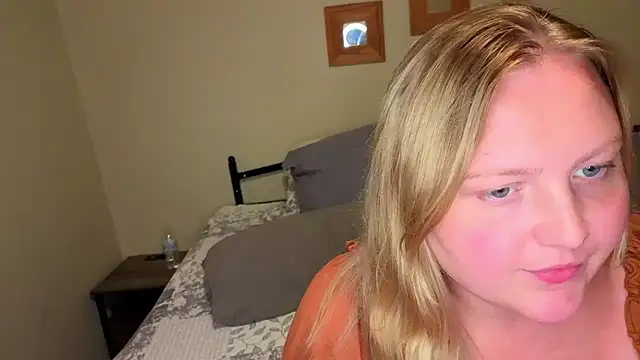 Phatassblonde - twerk no panties
