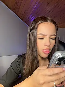 Sofia18_pinkk - SHOW OIL IN BOOBS