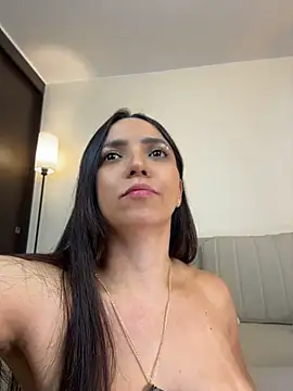 NataliaBuilesのライブXXXチャット