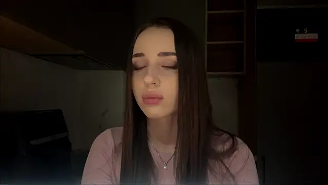 Dianaluves1 - Finger heart for you ❤️