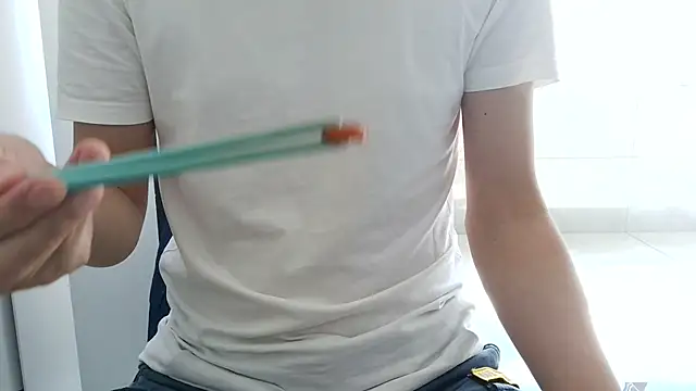 nole_china7 Show in webcam