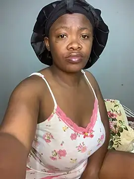 BarbioTheEmpressXxxxx - Daddy’s name on Ass