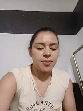 Danni_shy Obrolan Langsung XXX