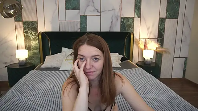 Czat XXX na żywo – GoldenLacee