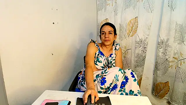 Oh_Tique XXX чат на живо