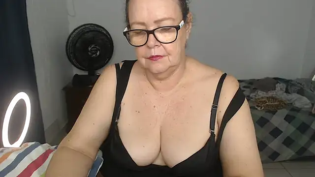 latinalili9's Live XXX Chat