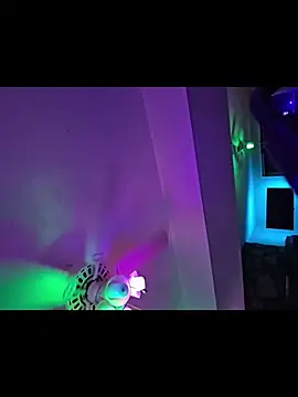 chronic_vibez's Live XXX Chat