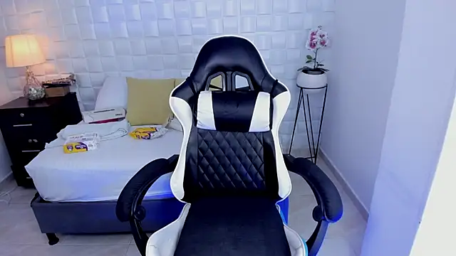 Chat +18 de anny_rouse24 ao vivo