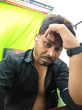 Raaz_5690 Live XXX Chat