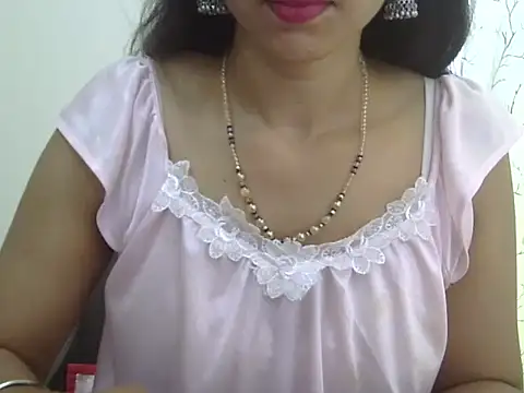 Czat XXX na żywo – Laila_Cute