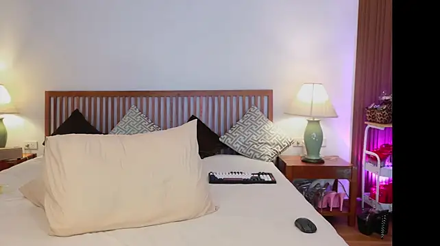 MillaBelle - Princess Treatment