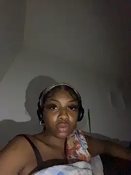 Cocochanel4567's Live XXX Chat