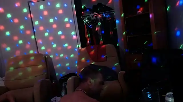 Онлайн чат XXX PeterHanglin