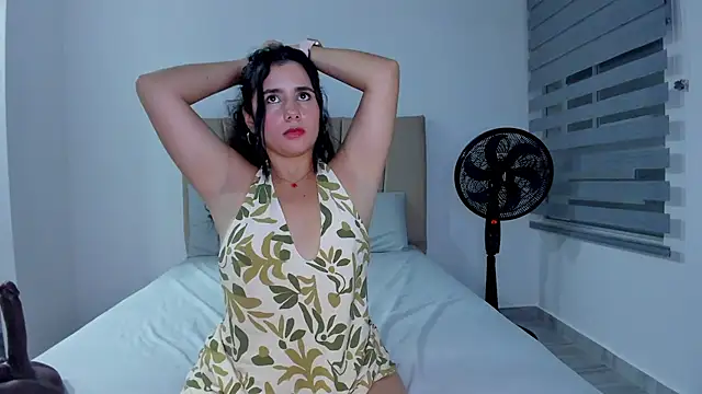 Natasha-28 - oil on my breasts