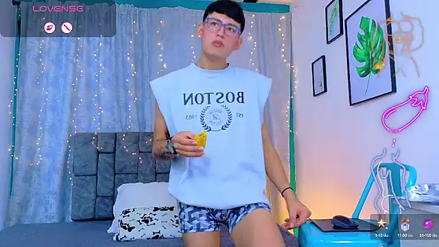 Živý XXX chat NicolasTorrez