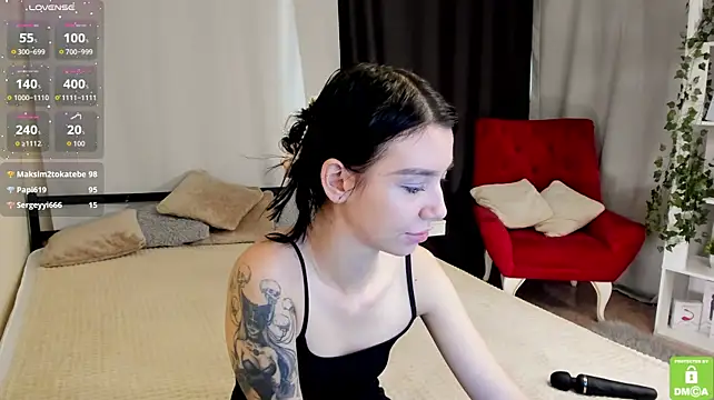 Amelia_skyy - oil on boobs + nipple play