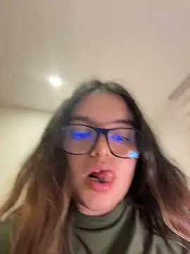 Aphrill's Live XXX Chat