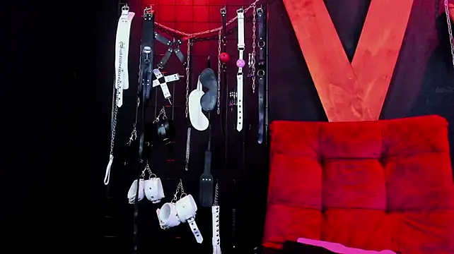 lilith_slave's Live XXX Chat