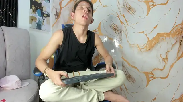 Chat XXX ao vivo de LITTLE_BABY2026