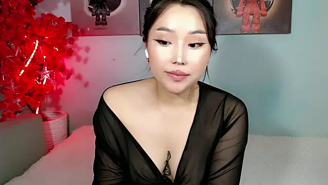 Ichiben - blowjob with 2 dildos