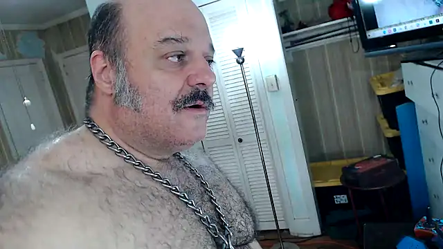 צ'אט XXX בשידור חי של bullmusclejoe