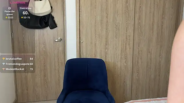 CuteMilaRose - Flash tits and pussy 😊
