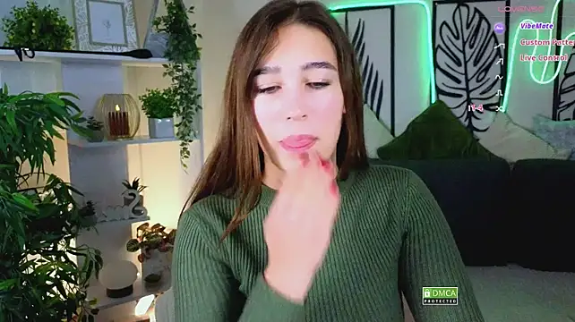 _Eliizabeth_ - Strip to lingerie and ice