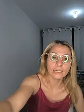 Онлайн чат XXX AlexaFoxx_