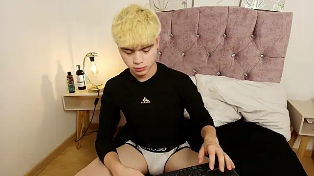Ian_Stone live XXX chat