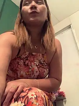 Ur_YuSra Live XXX-chat