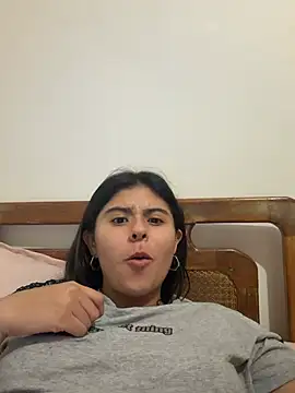 Emily_blossom_'s Live XXX Chat