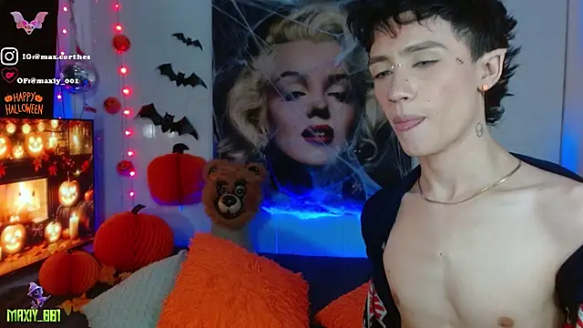 maxiy_001 Adlı Modelin Canlı XXX Sohbeti
