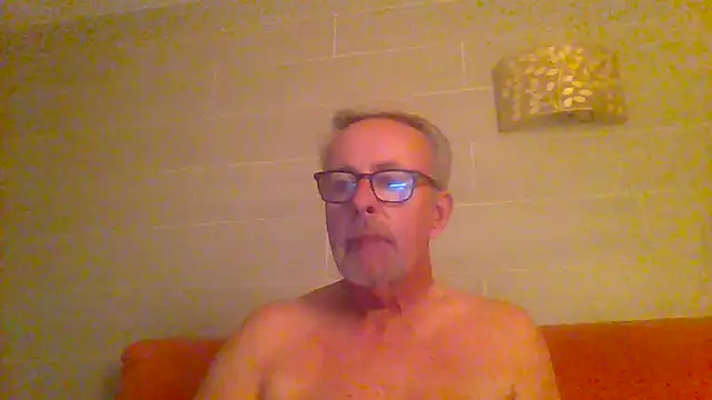 Chat XXX en directo de tuggy59