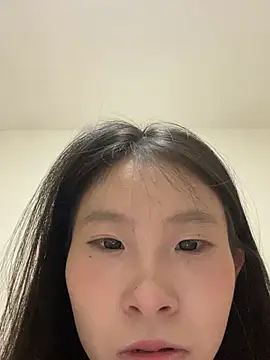 LINA-LILI 即時 XXX 聊天