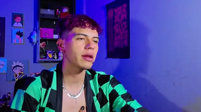 Živý XXX chat MikeyKuro
