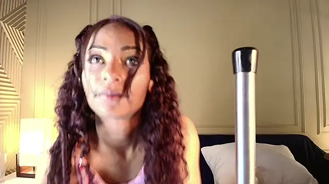Sarah_banks1 - esquirt machine on your face