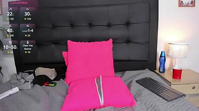 Amara-love - dildo in my ass
