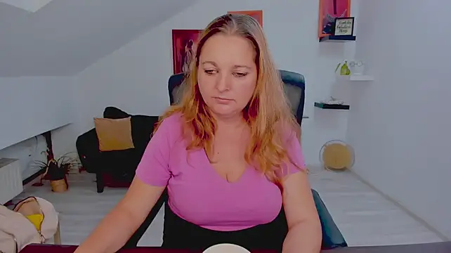 LollaGirln Live XXX chat