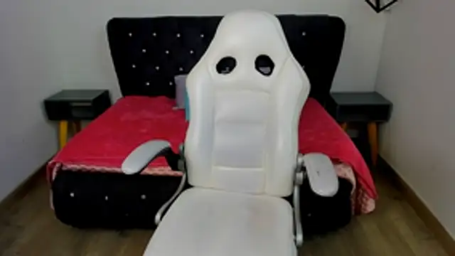Issaa_Tyler XXX чат на живо