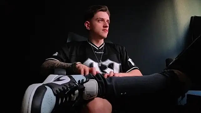 Chat XXX Live FelixStarkk