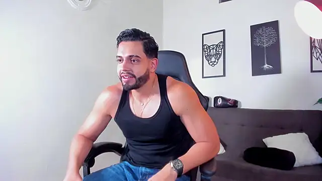 Justin_kingX7のライ ブXXXチャット