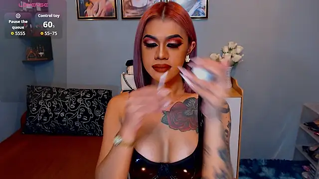 StellaStrong30's Live XXX Chat