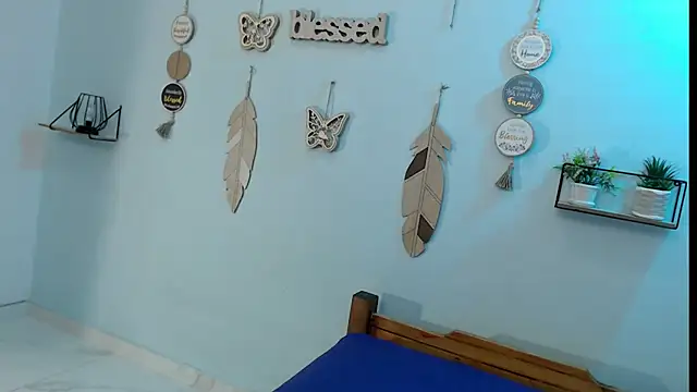 Deborahot26 - 4 fingers in my ass