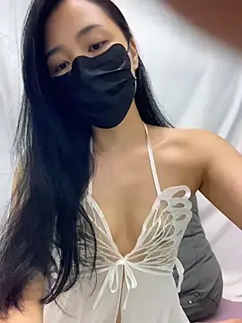 Nini_11 Chat XXX live