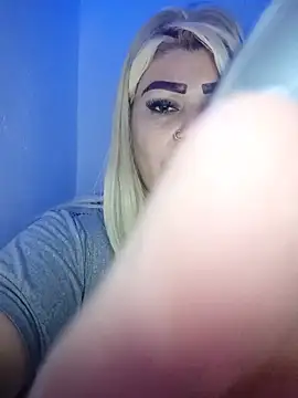 BonniAdams XXX чат на живо