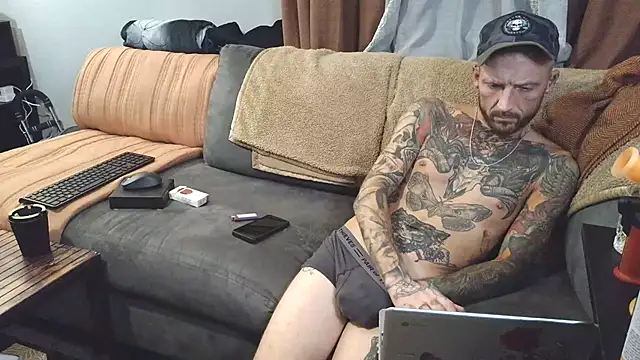 SirSlugger Live XXX Chat
