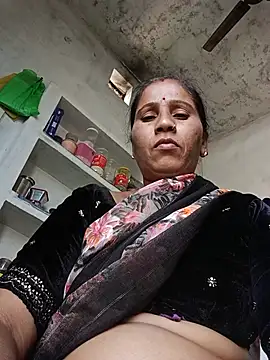 Pariraja_cute Obrolan Langsung XXX